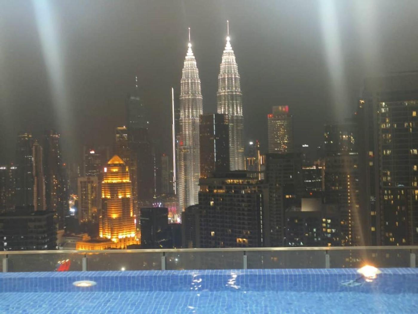 The Luxe Suites Infinitum Klcc Kuala Lumpur Exterior photo